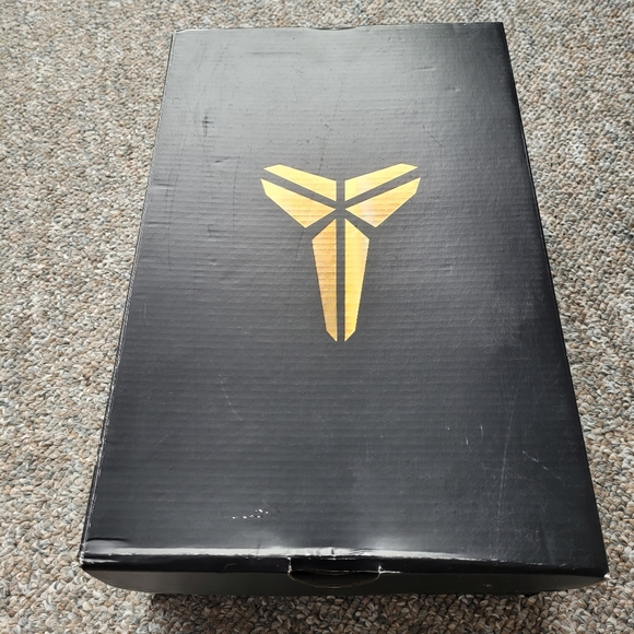 Kobe X Independence Day - Picture 11 of 11